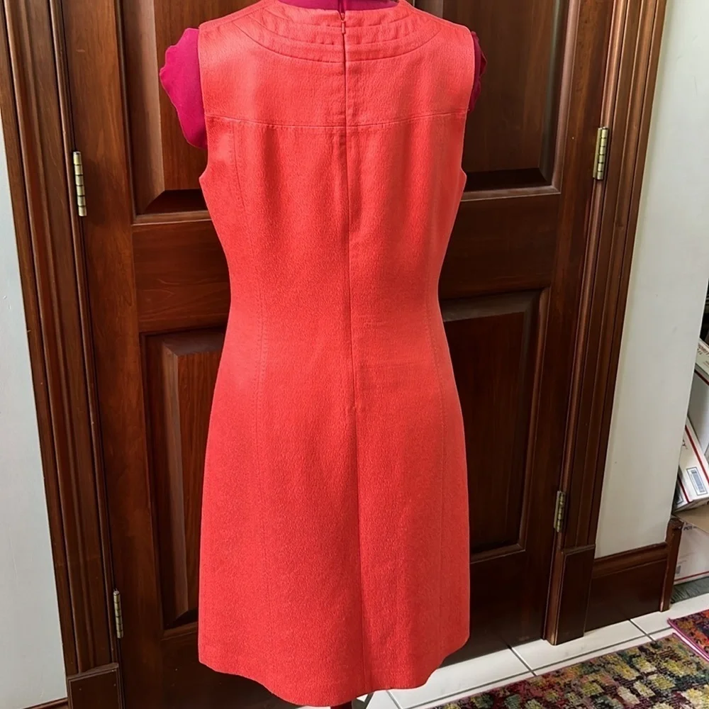 Tory Burch  Dress   Sleeveless  dark coral almost orange  flattering sheath Sz 6